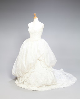 ウェディングドレス7304