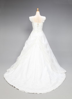 ウェディングドレス7311